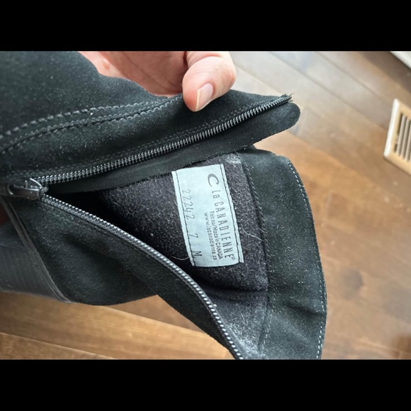 La Canadienne Suede, Fleece Lined Booties - Picture 4 of 5